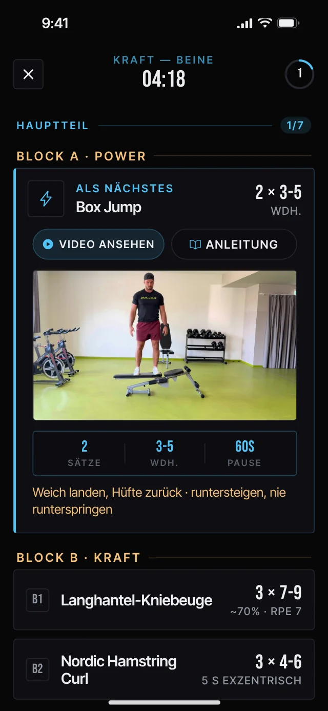 Trainingsbildschirm von Elite Hockey Drills mit Box-Jump-Demovideo, Sätzen, Wiederholungen, Tempo und Pausen